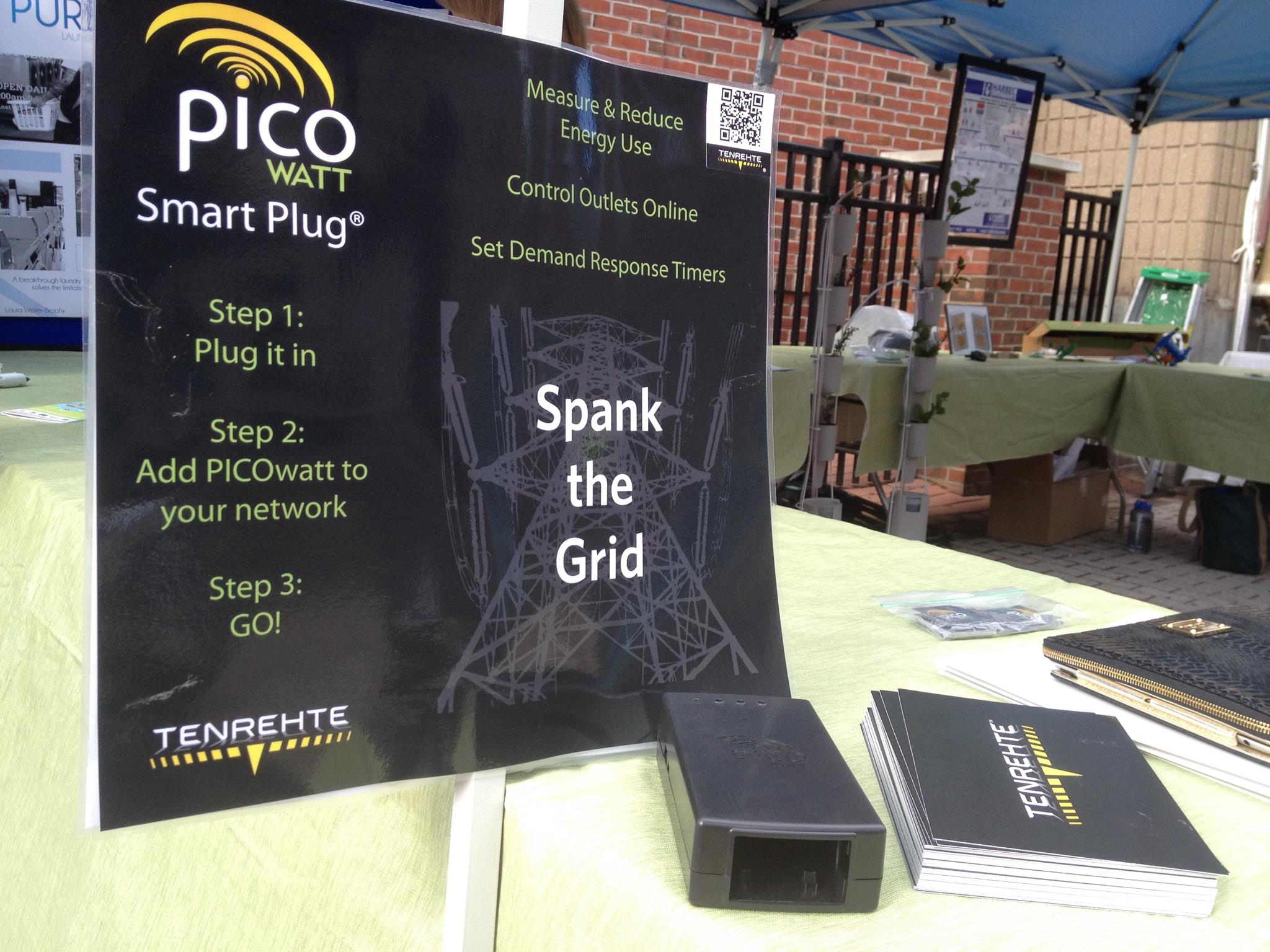 Tenrehte CEO Jennifer Indovina showing PICOwatt&reg; at Greentopia 2012